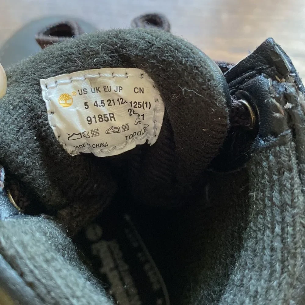 🎉HOST PICK Timberland Infant 5 Premium Leather Boots Mid Waterproof Black Grip
